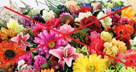 «Квіти зла»: відмовитися від штучних букетів у поминальні дні закликає Держекоінспекція